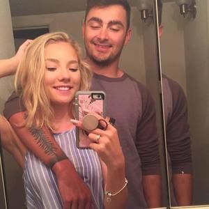 Meet your Posher, Lydia